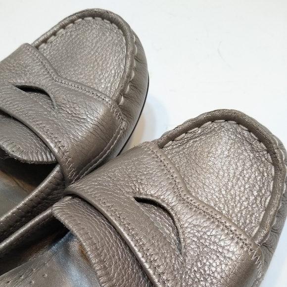 Cole Haan Nike Air "Candyce" loafers, pewter, 6B. Silver flats. - Picture 7 of 11